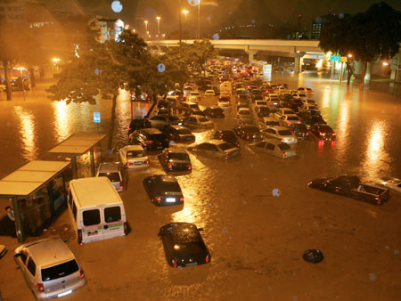 Resultado de imagem para Enchentes no Rio de Janeiro